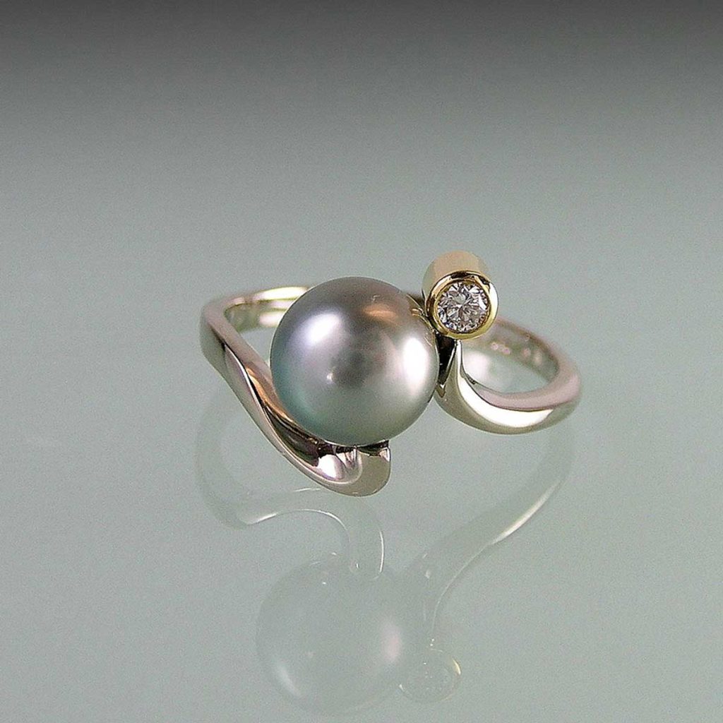 MOTHER & CHILD Pearl & Diamond Ring